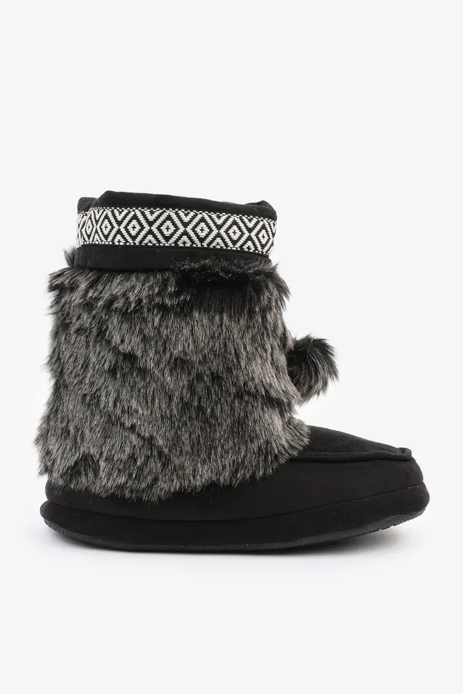 Ardene winter boots on sale