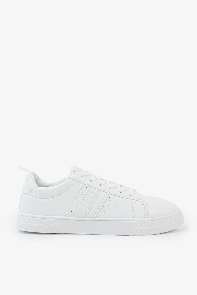 Ardene White Sneakers with Textured Details Size Faux Leather
