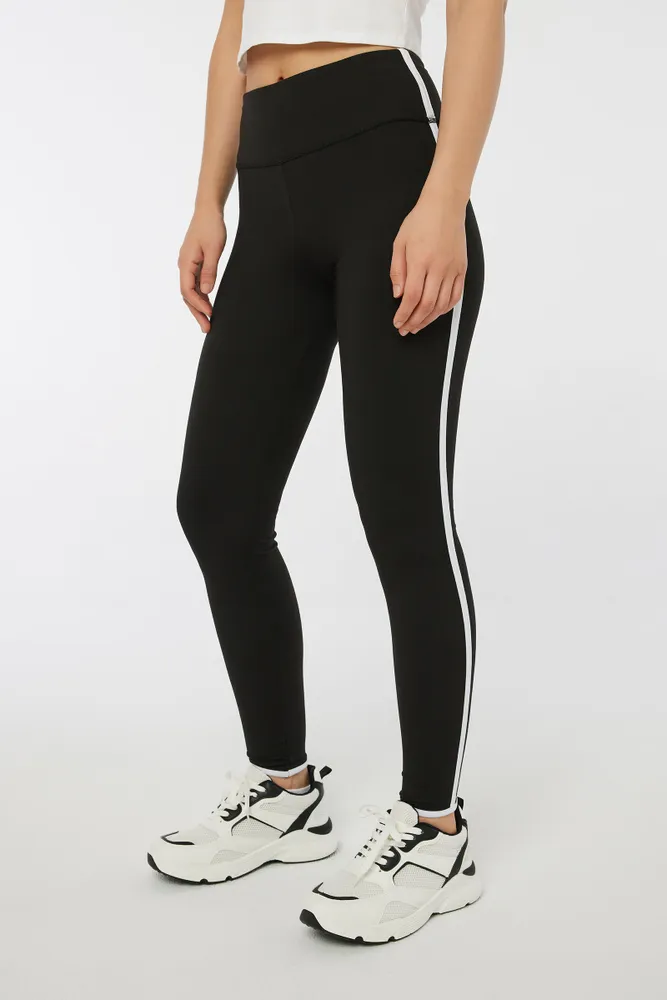 Ardene Super Soft Contrast Stripe Leggings in Black Size XS