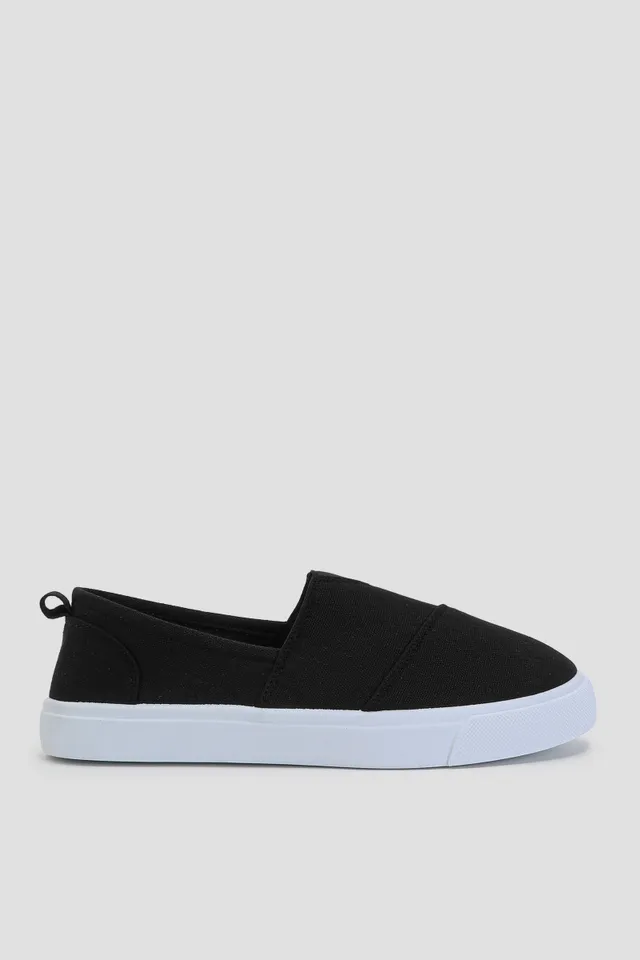 Ardene Cross Vamp Slip On Sneakers in Size Rubber Eco