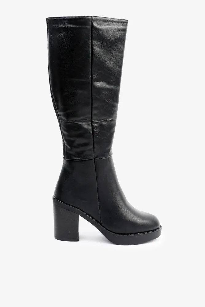 Ardene Sleek Knee High Boots in Size Faux Leather Rubber