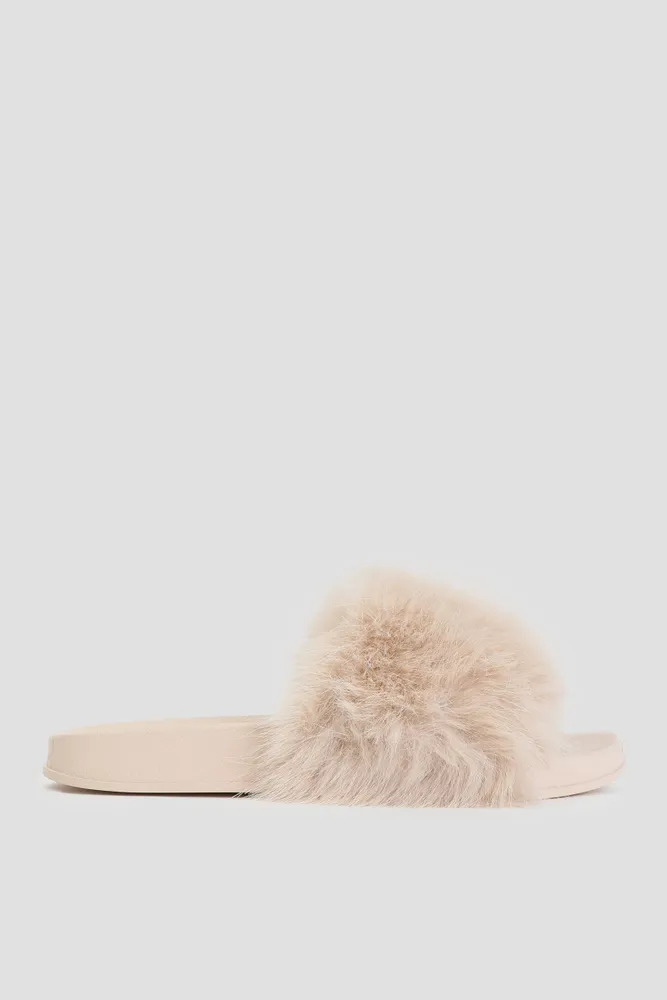 Plush fur best sale slides