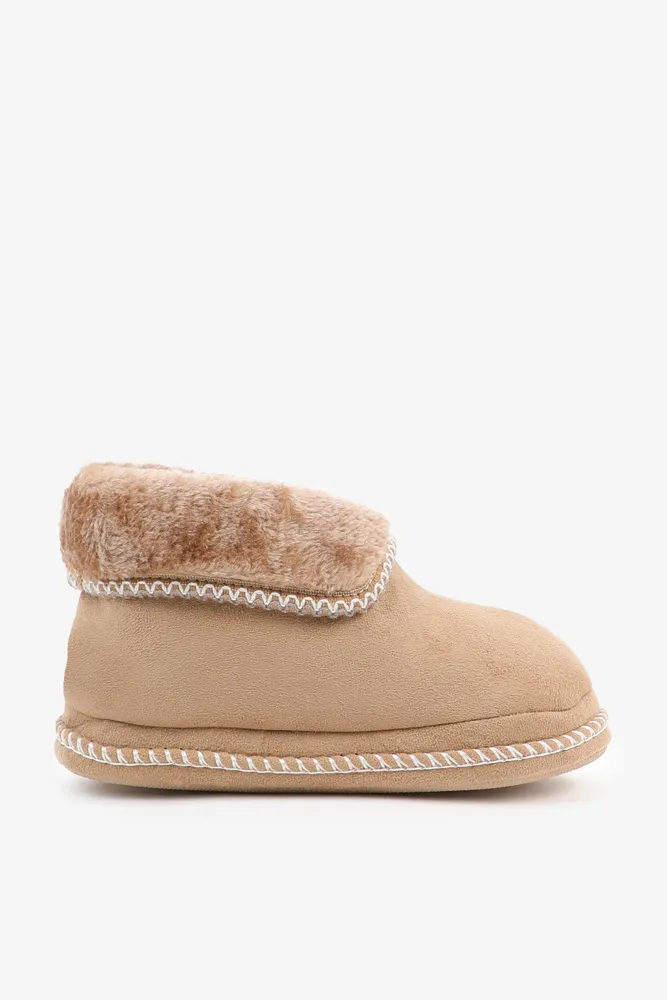 Ardene slippers deals