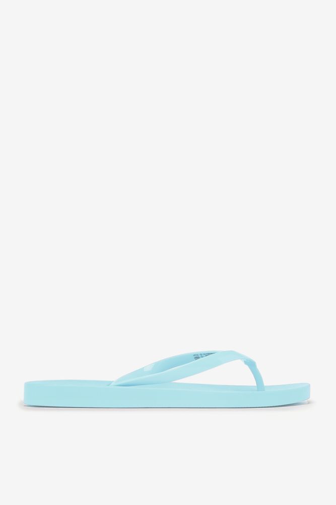 Ardene flip deals flops