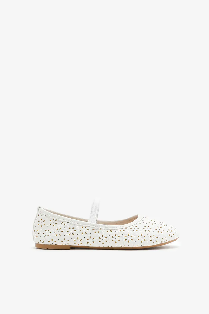 Laser cut flats outlet