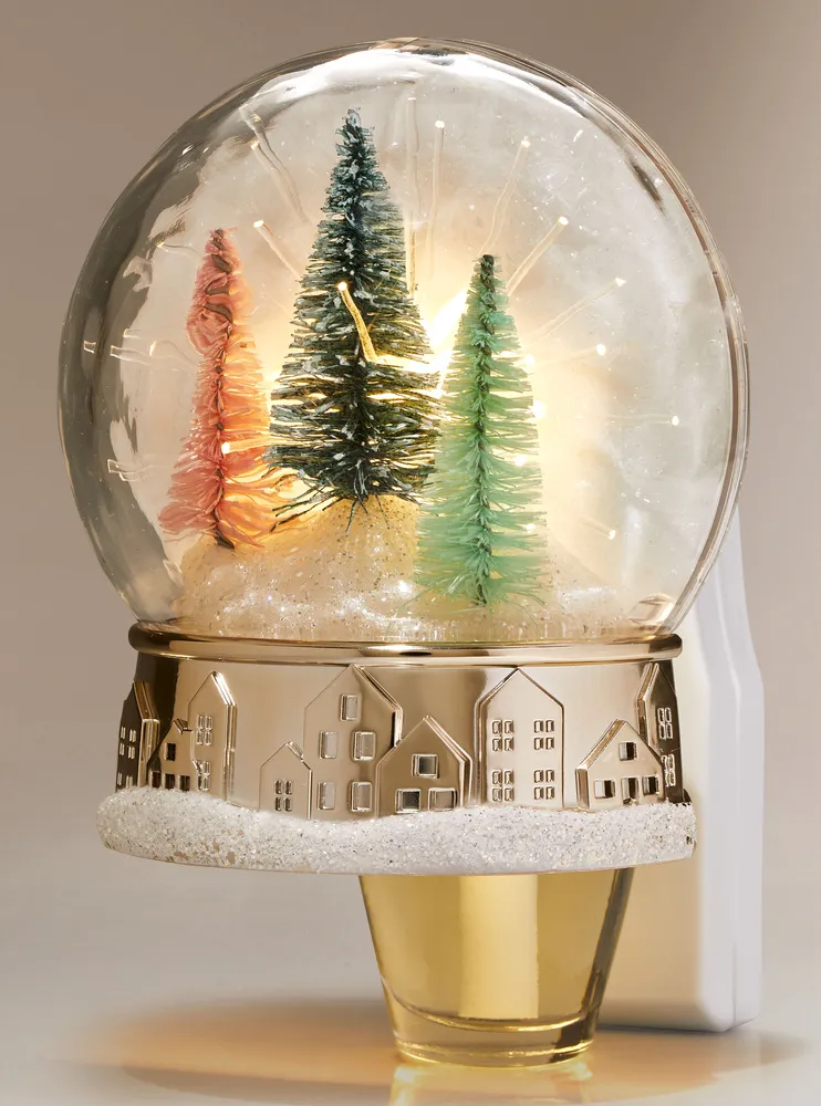 Bath & Body Works Snowglobe Fiber Optic Nightlight Wallflowers Fragrance Plug Mall of America®