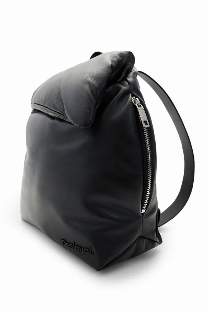 Mochila hot sale acolchada desigual