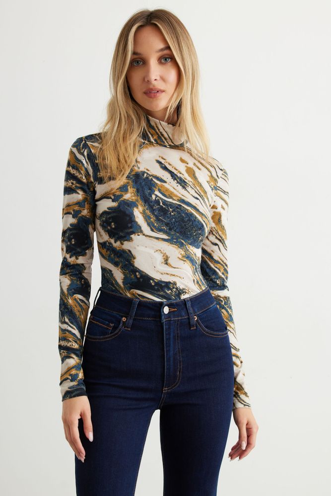 Dynamite turtleneck shop