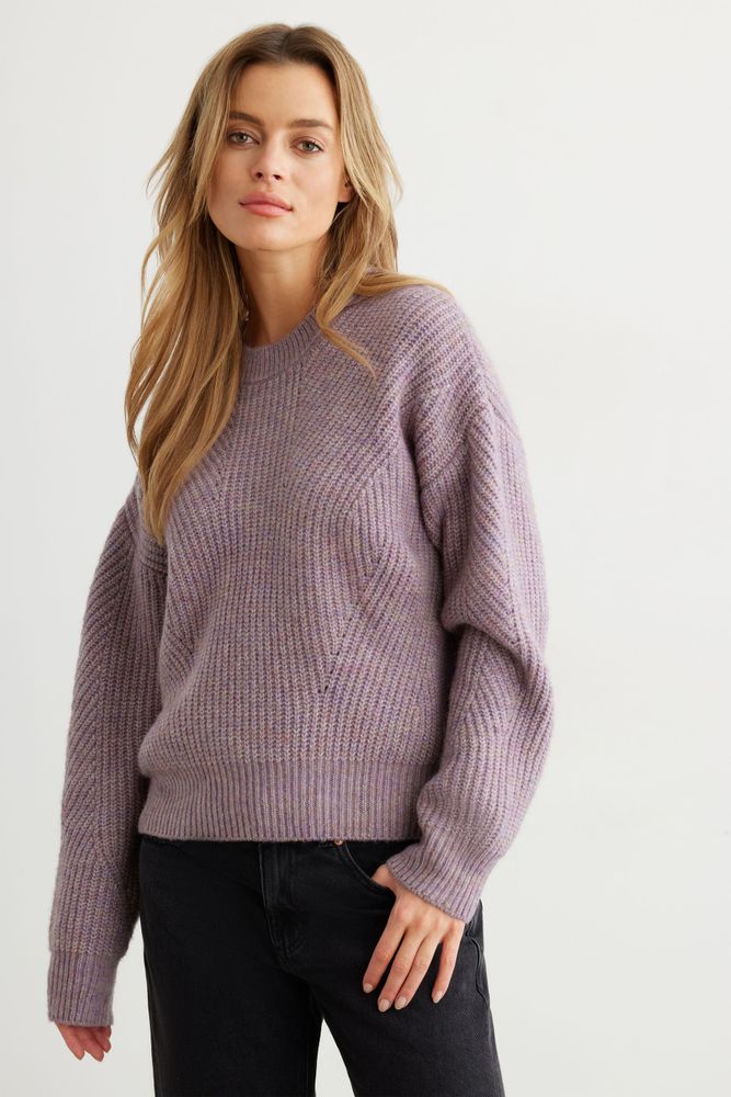 Dynamite sweaters outlet