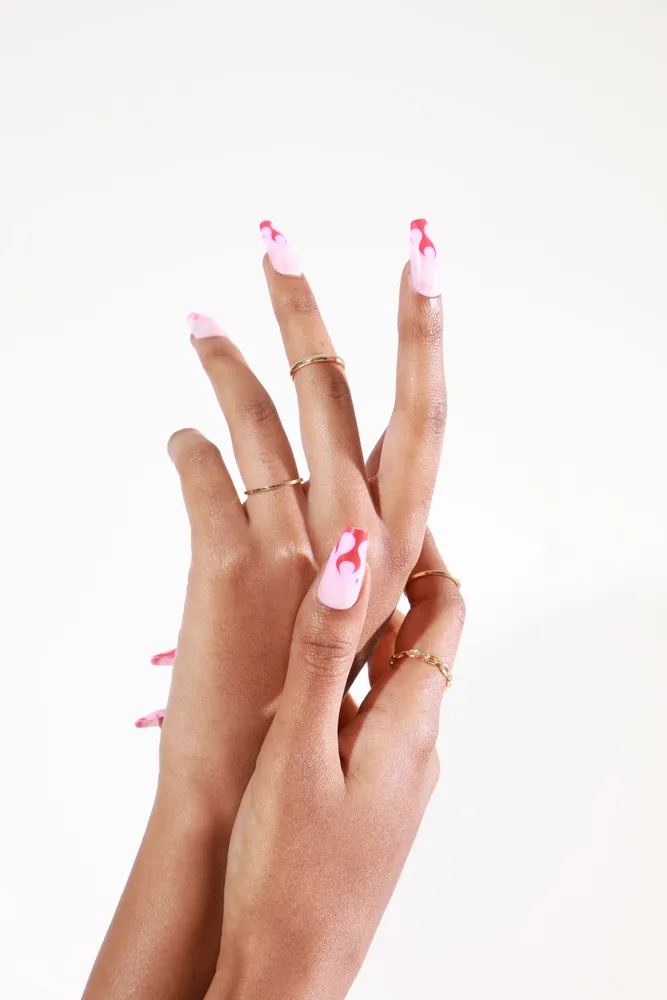 Dynamite nails online