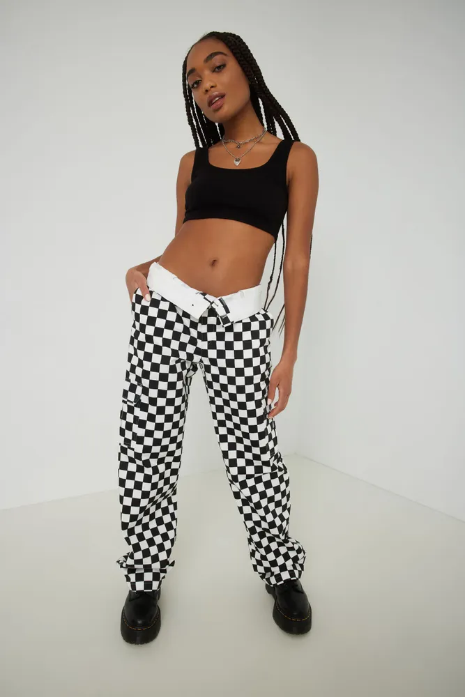 Black and white shop checkered cargo pants