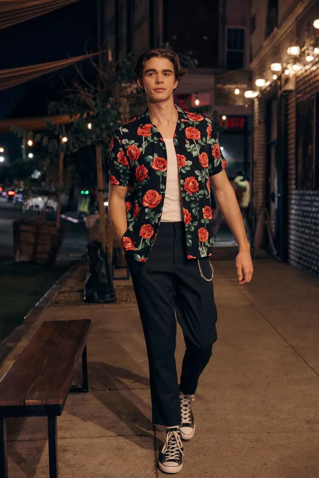 Forever 21 Men Slim-Fit Drawstring Pants | MainPlace Mall