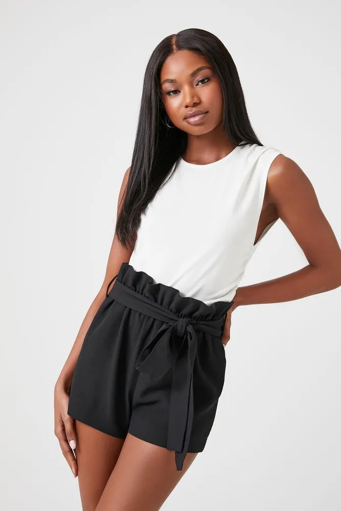 Forever 21 Women s Tie Waist Paperbag Shorts in Black Medium