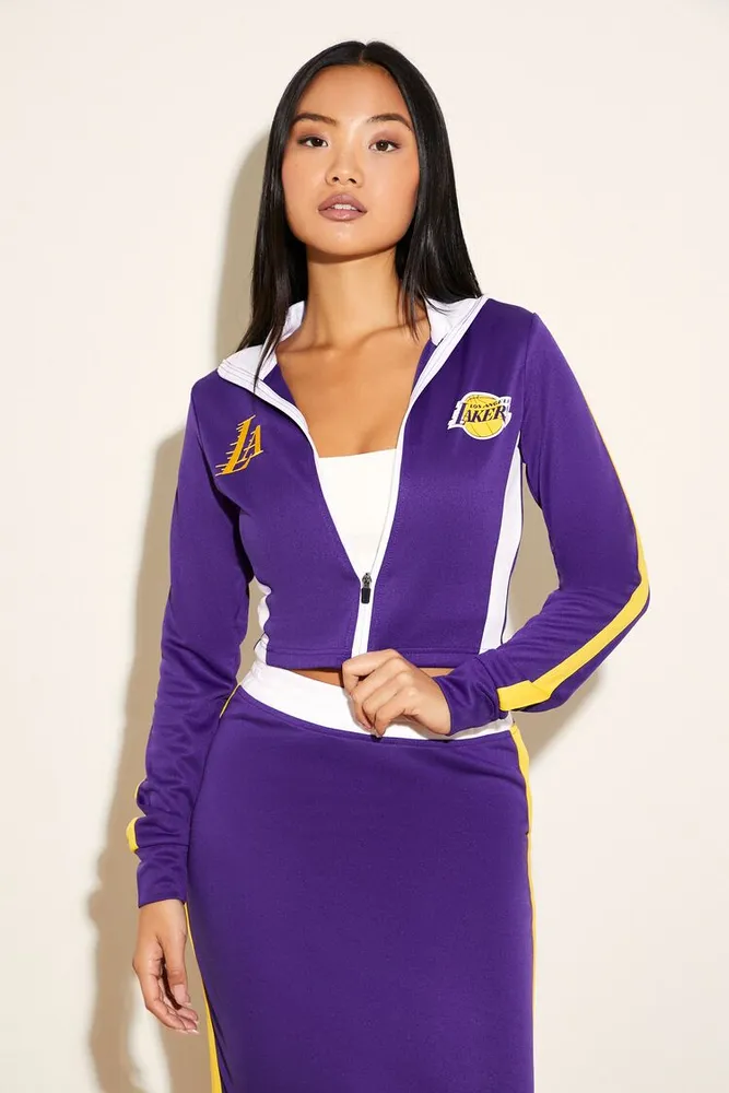 Lakers zip up 2025