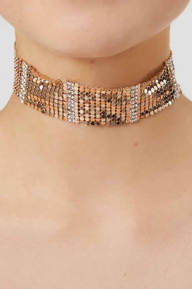 Forever 21 Women s Rhinestone Chainmail Choker Necklace in Gold