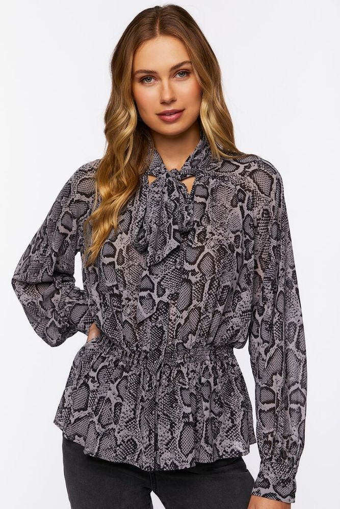 Forever 21 Women s Snakeskin Print Long Sleeve Top in Black XS