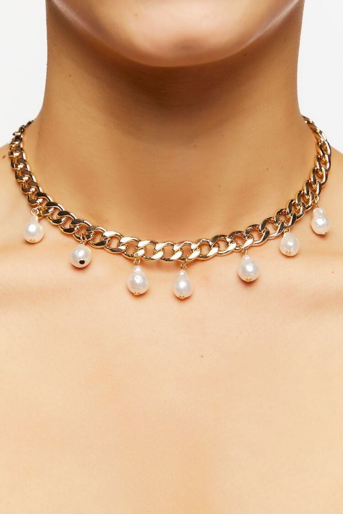 Forever 21 Women s Faux Pearl Curb Chain Necklace in Cream Gold