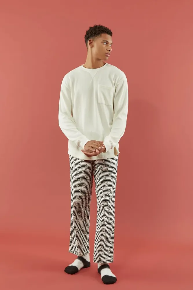 Donald duck hotsell sweatshirt forever 21