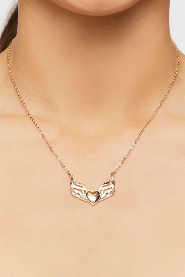 Forever 21 Women s Winged Heart Pendant Necklace in Gold
