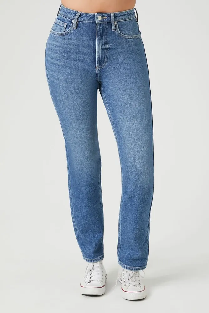 Forever 21 Women s High Rise Straight Leg Jeans in Medium Denim