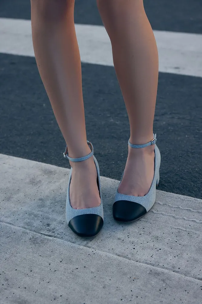 F21 heels store