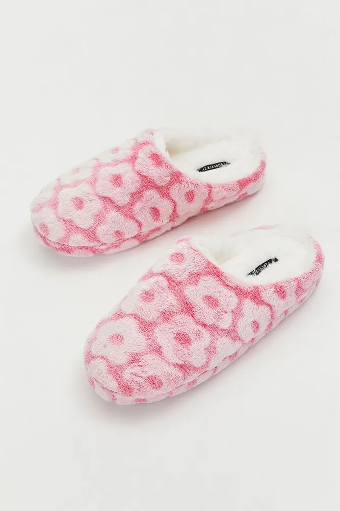 Forever 21 on sale plush slippers