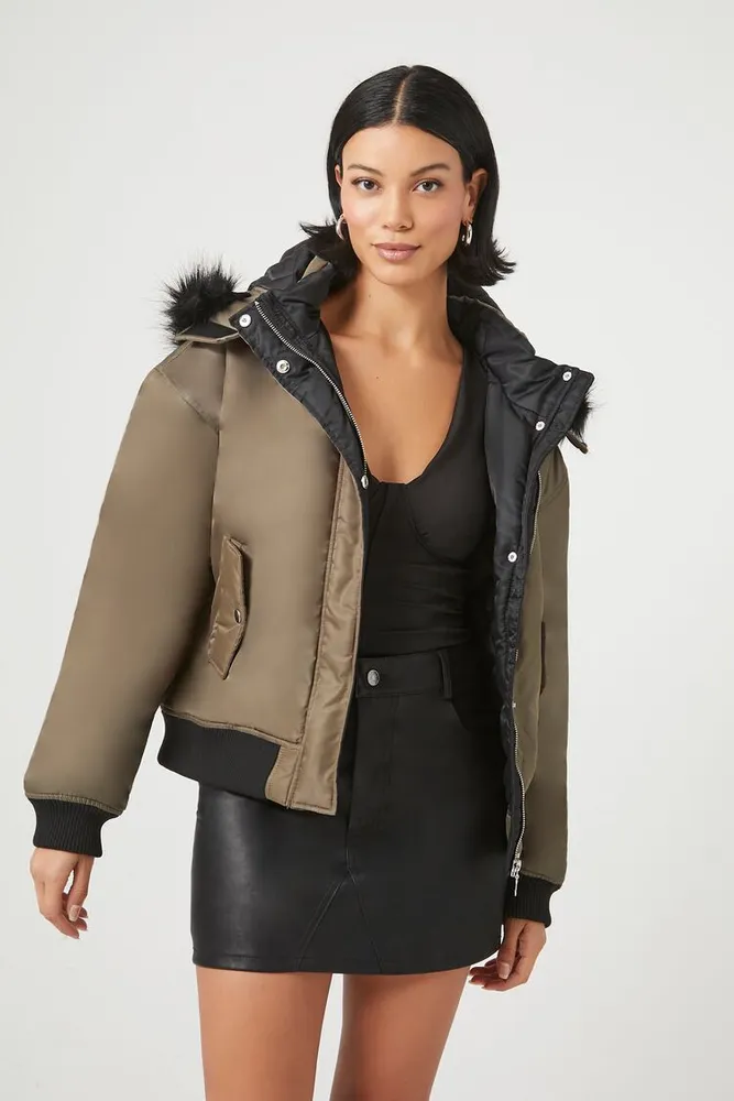 Forever 21 Women s Faux Fur Trim Bomber Jacket in Olive Black