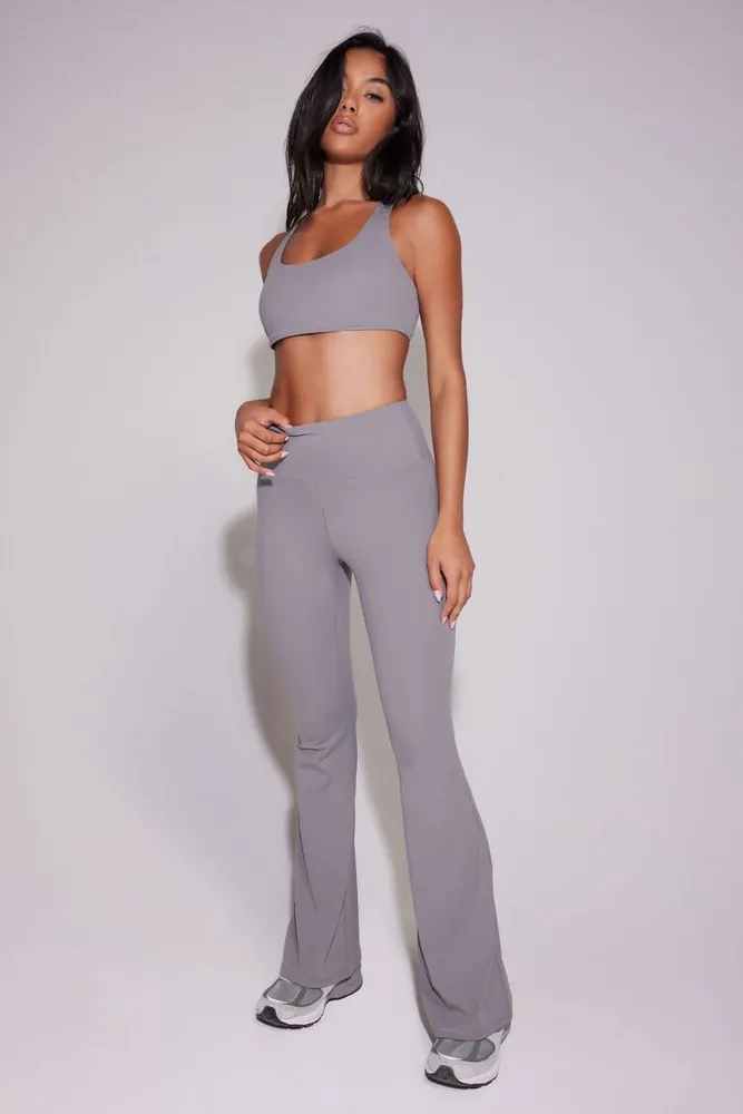 Forever 21 2025 bell bottom leggings