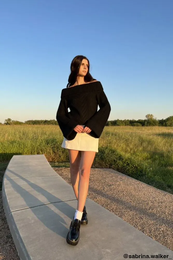 Bell sleeve sweater hot sale forever 21