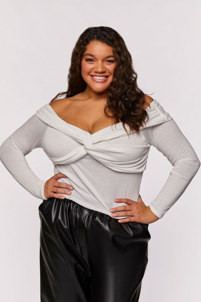 Forever 21 Women s Twisted Off the Shoulder Top in Cream 2X
