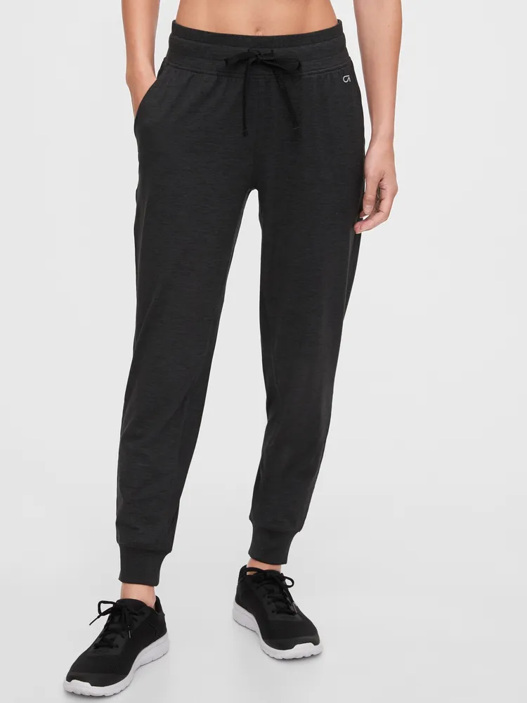 Gapfit brushed outlet tech jersey joggers