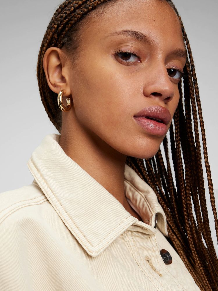 Gap Chunky Classic Hoop Earrings | Mall of America®