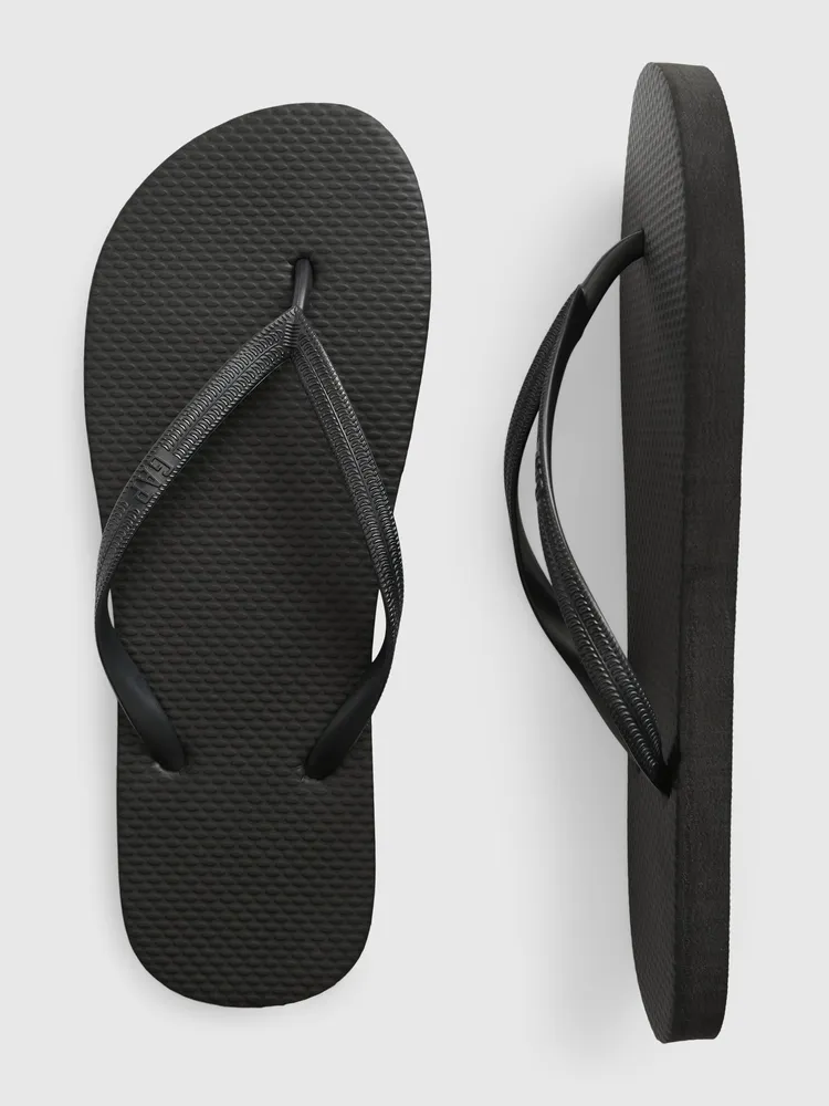 Gap Flip Flops | Mall of America®