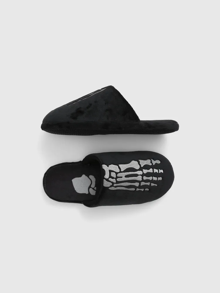 Gap sale kids slippers