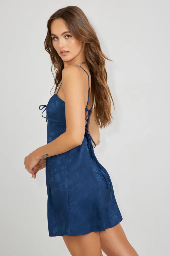 Garage clearance velvet dress