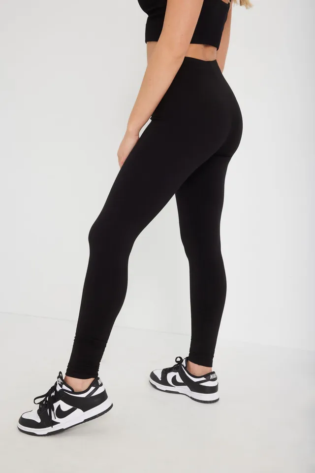 Garage black leggings top