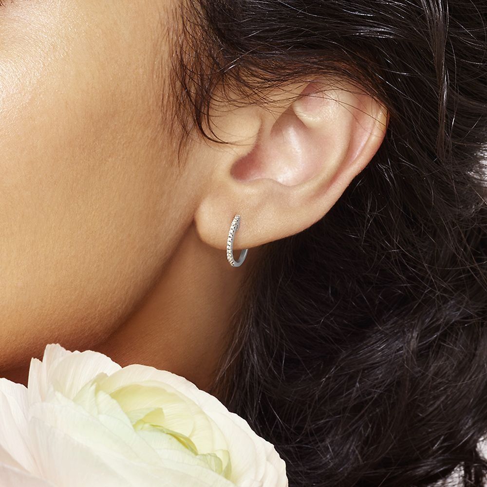 Helzberg gold hoop on sale earrings