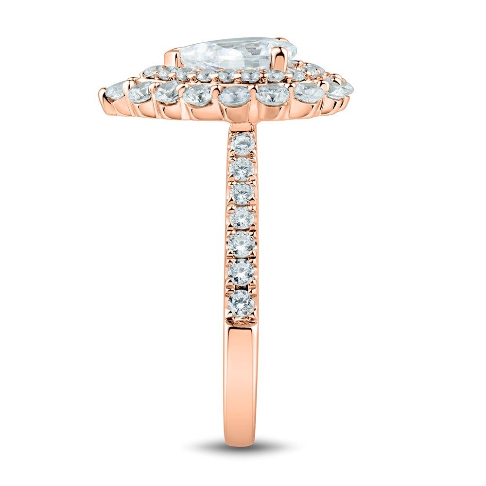 Pear shaped engagement on sale rings helzberg