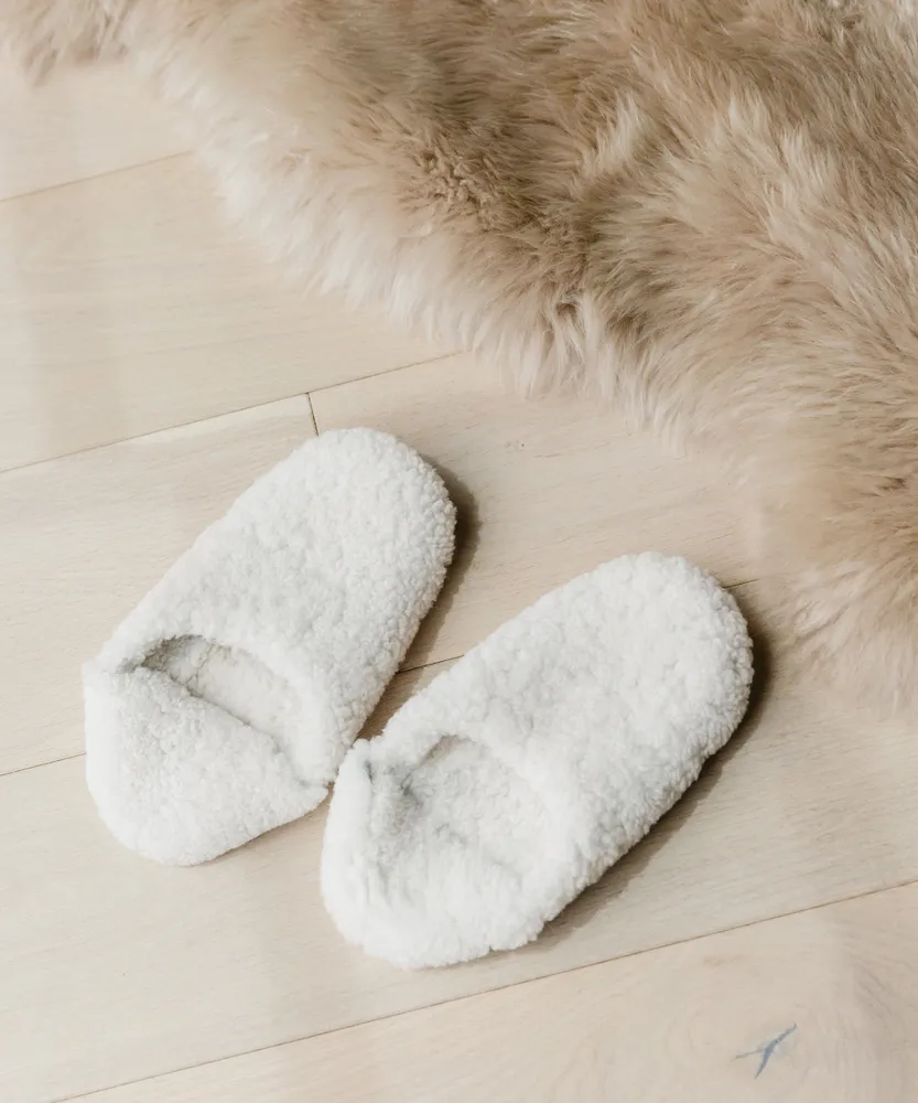 Jenni sales kayne slippers