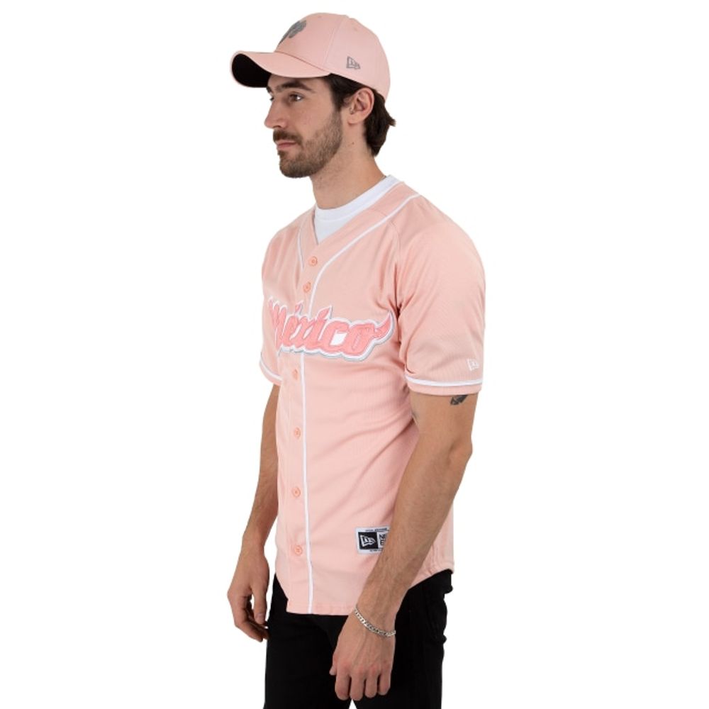 Camisa rosa con diablos rojos store