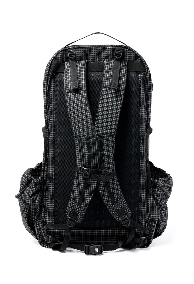 Arc'teryx Mantis 16 Backpack - Black | King's Cross