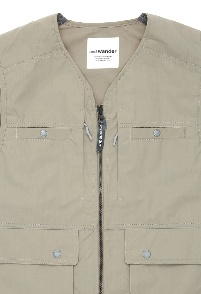 And wander Men's Tough Aramid Vest - Light Beige | King's Cross