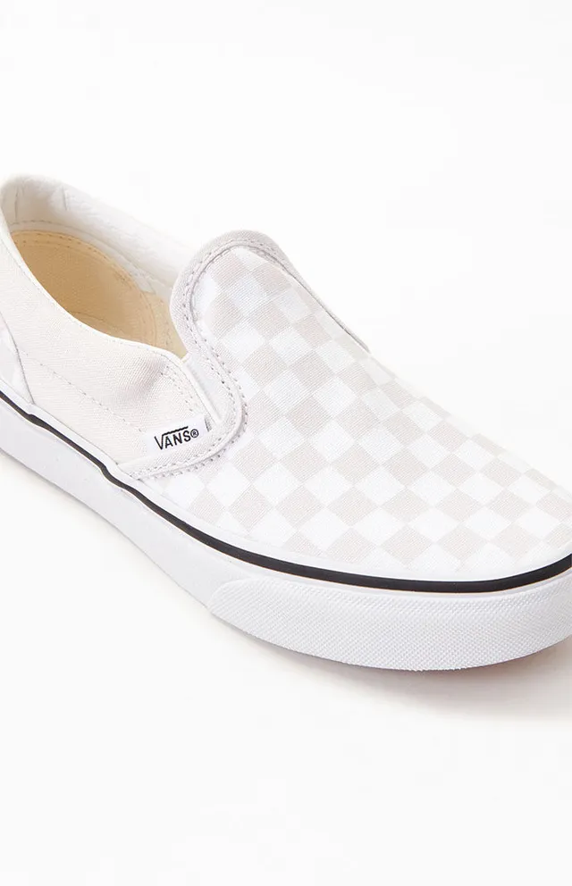 Blue flower on sale checkered vans