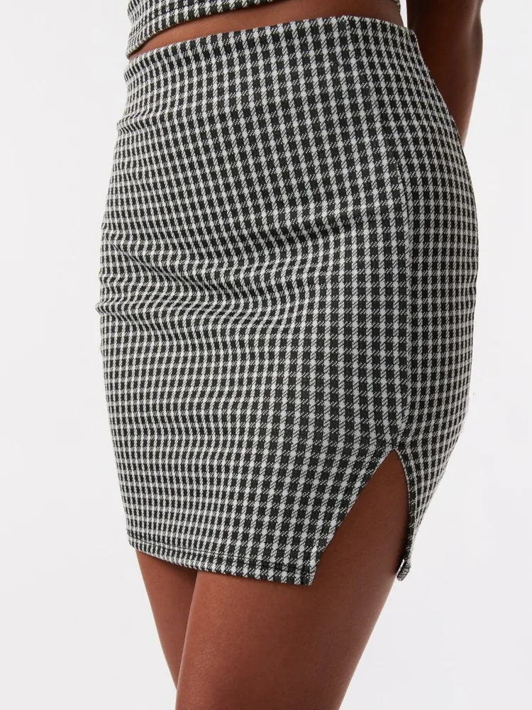 Pseudio Piper Plaid Skirt Halifax Shopping Centre