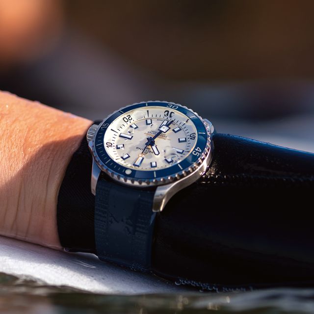 Breitling superocean hotsell blue rubber strap