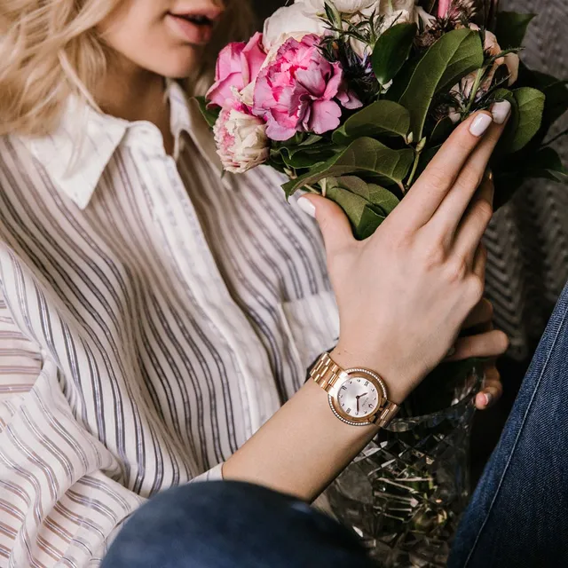 Bulova rubaiyat diamond discount women's watch 35mm
