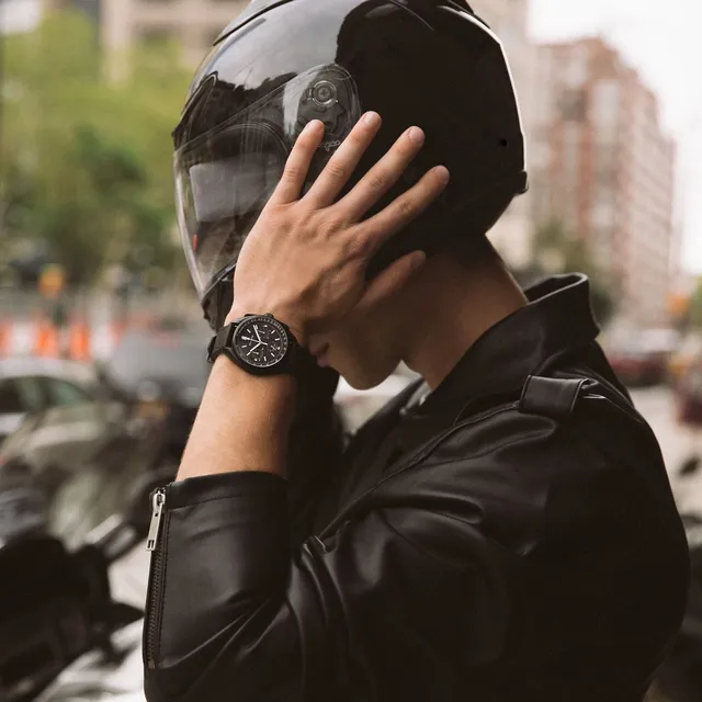Bulova lunar pilot 98a186 discount