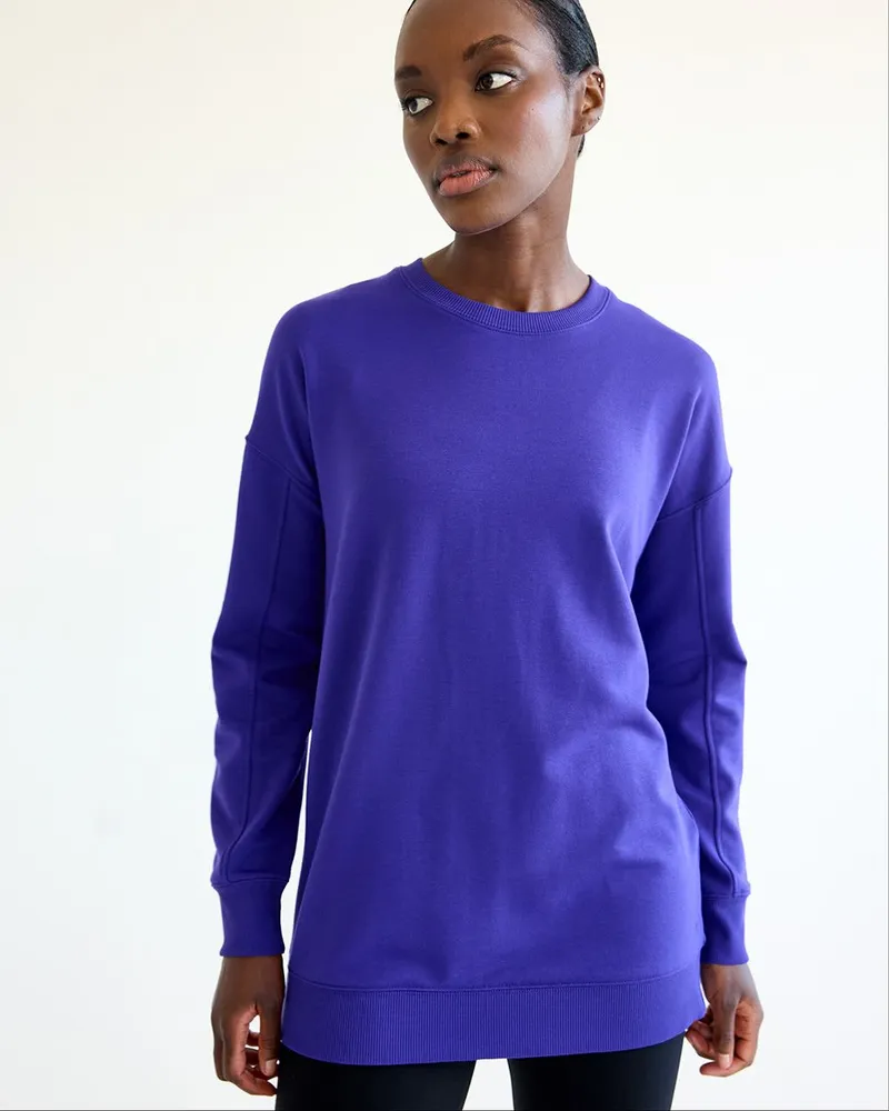 Fitted crew on sale neck sweatshirt
