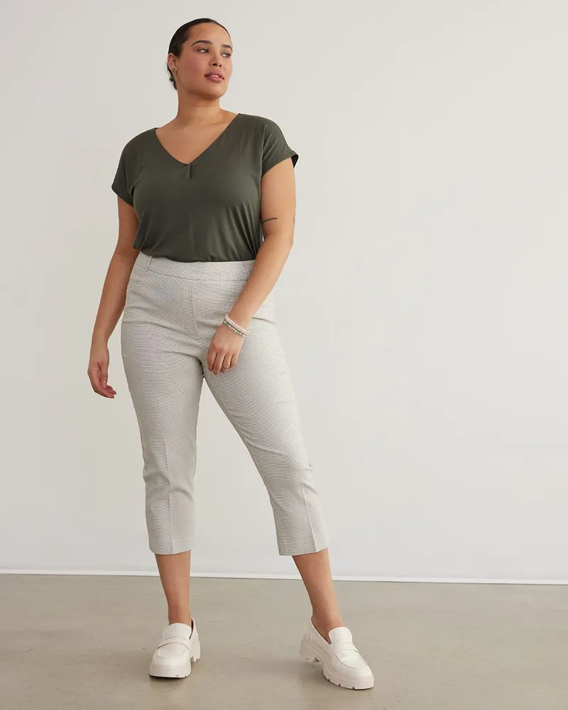Slim leg capri trousers store