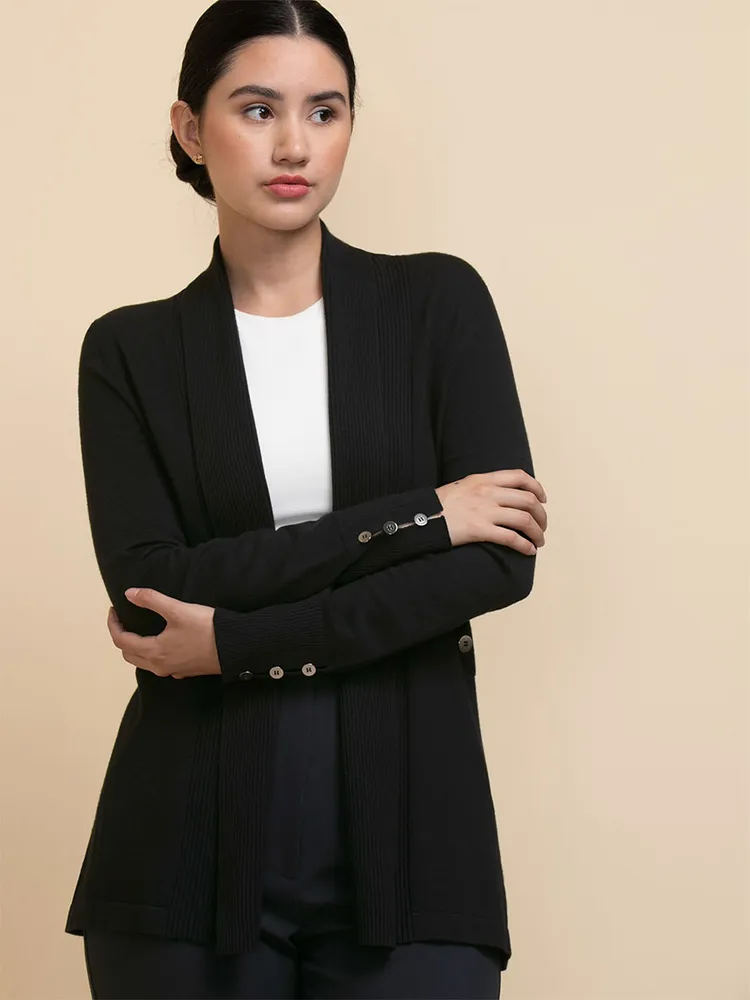Tab button on sale detail cardigan